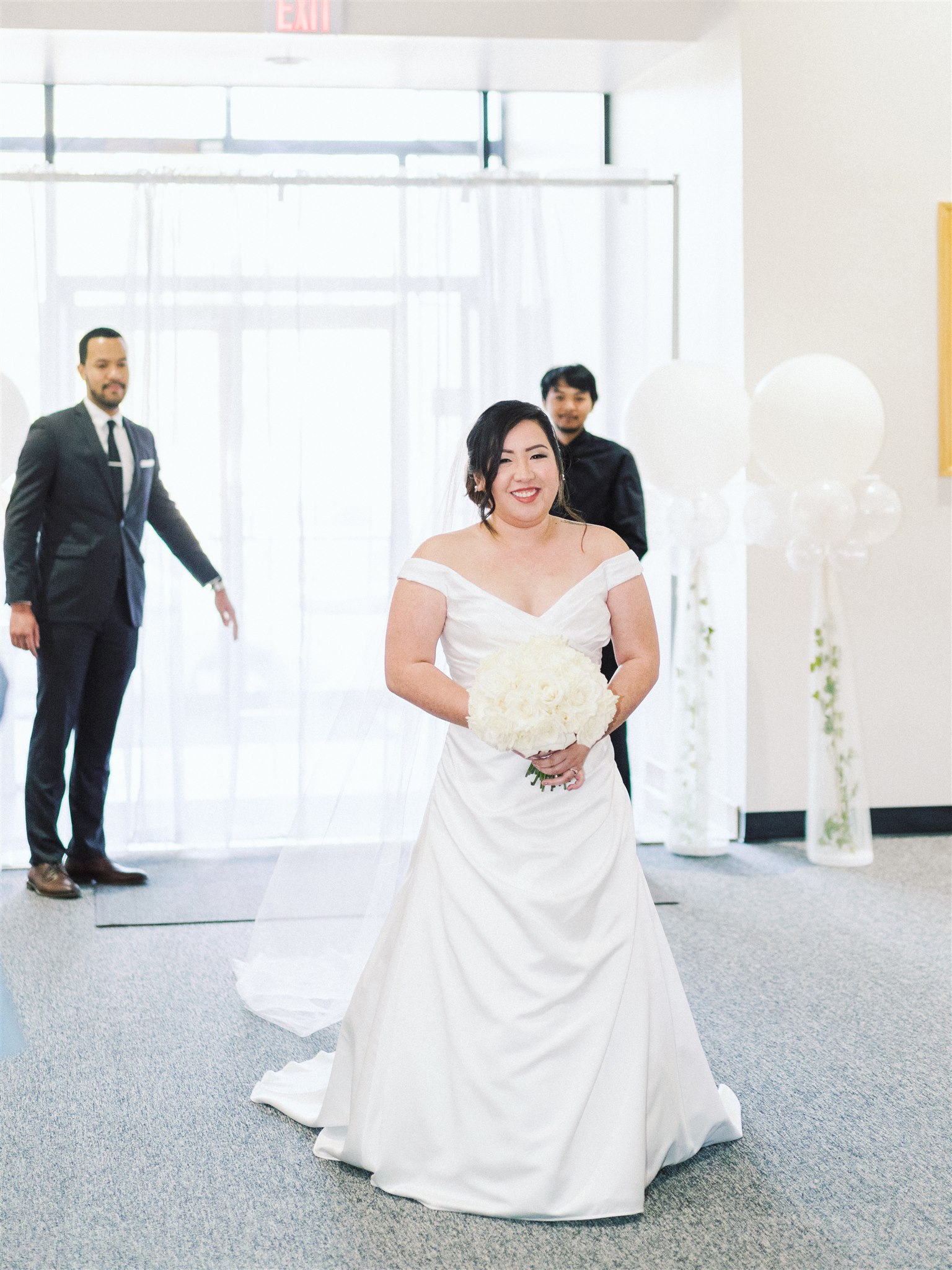 bride walks down aisle for Norfolk VA Wedding ceremony