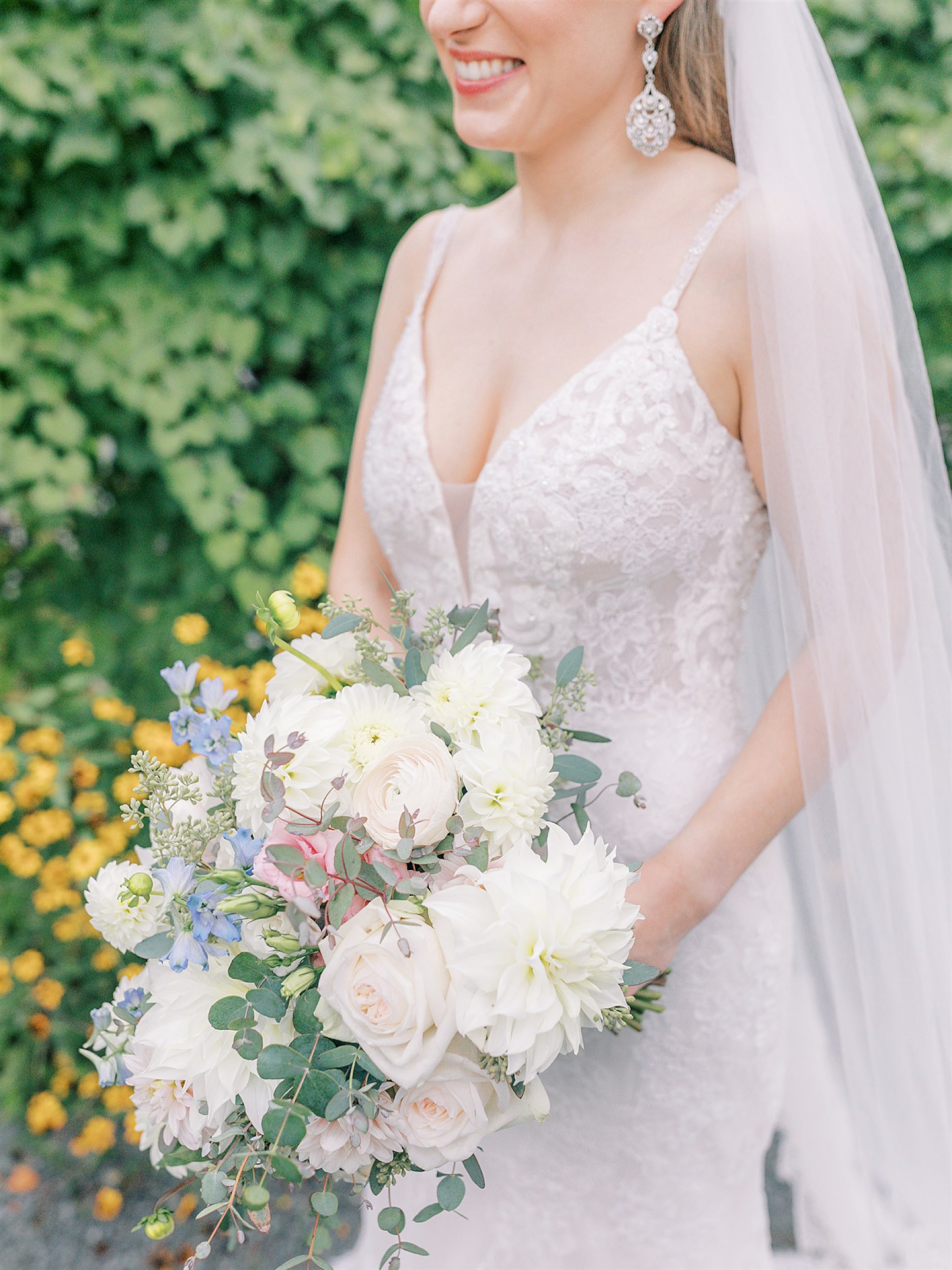 bride's bouquet of pastel flowers 